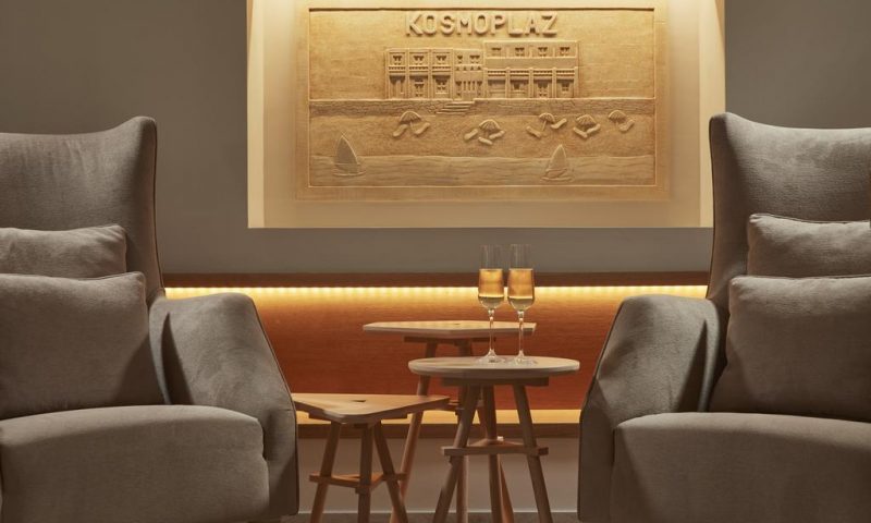 Mykonos Kosmoplaz Beach Resort Hotel