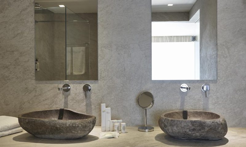 Mykonos Kosmoplaz Beach Resort Hotel