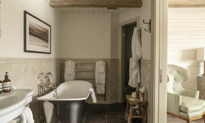 Scarp Ridge Lodge
