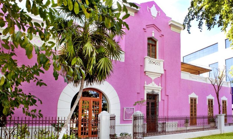 Rosas & Xocolate Boutique Hotel
