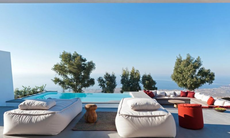 Santorini Heights Luxury Suites