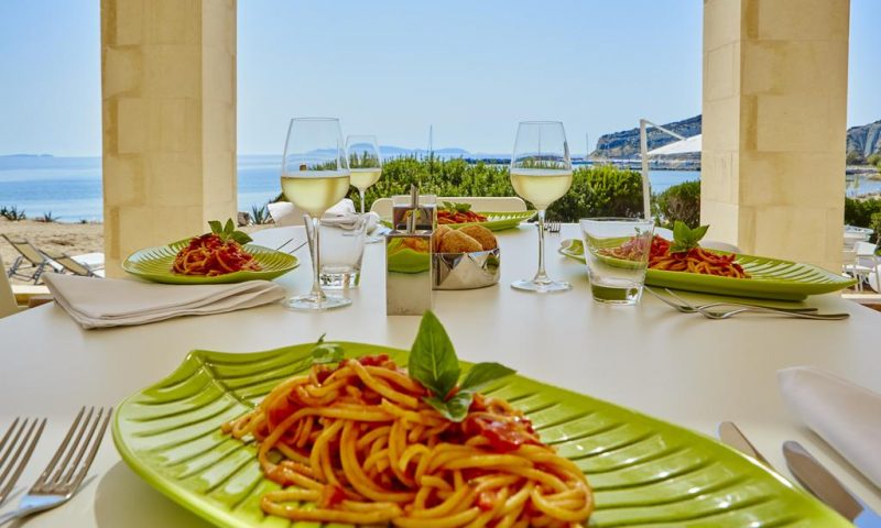 Acantha Boutique Hotel