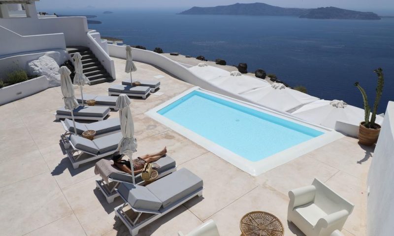 Rocabella Santorini