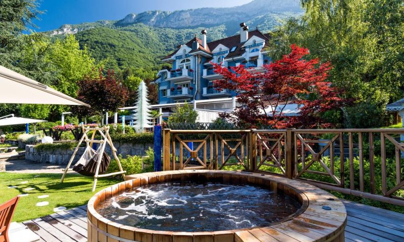 Hôtel Restaurant Yoann CONTE Bord du Lac