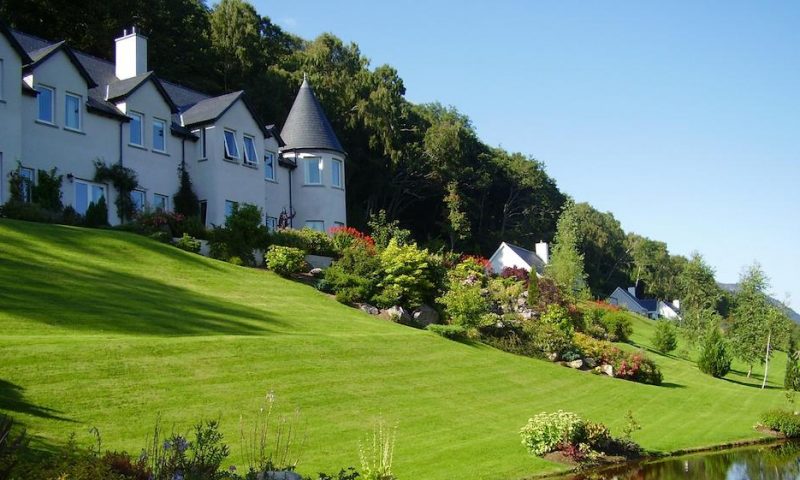Loch Ness Lodge