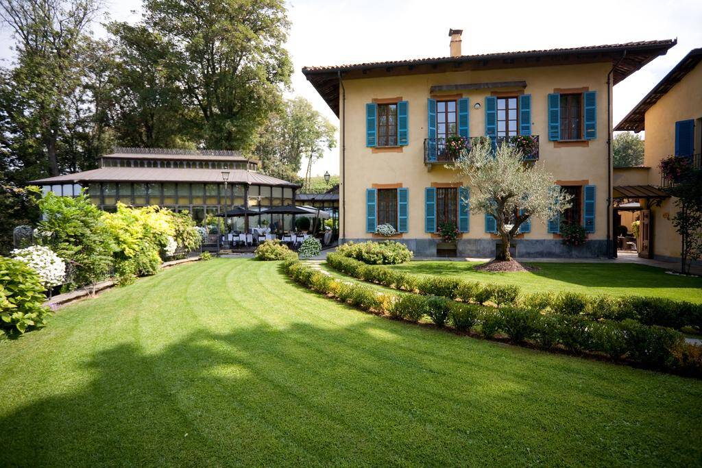 Villa Beccaris Monforte d'Alba