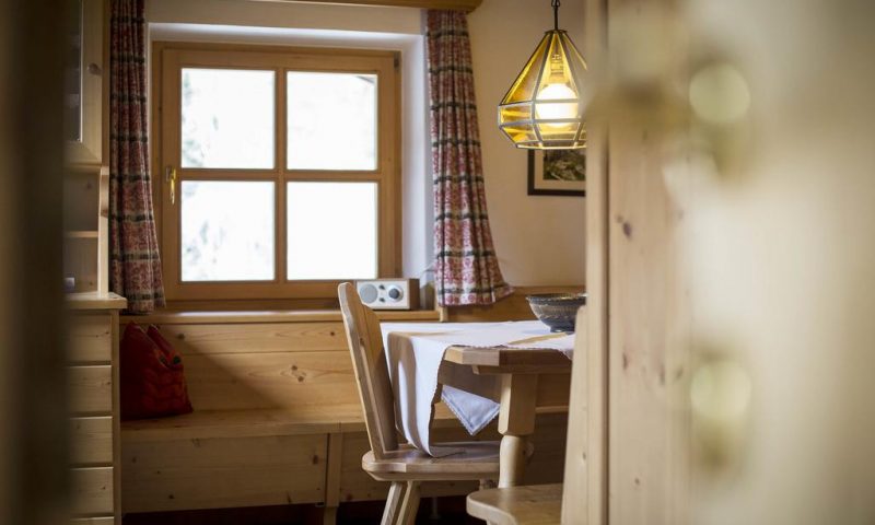 Charmehotel Uhrerhof Deur Ortisei