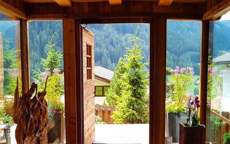 Hotel Montchalet Ortisei