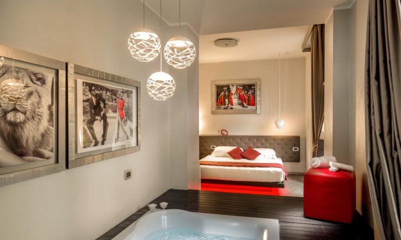 Montenapoleone Suites Milan
