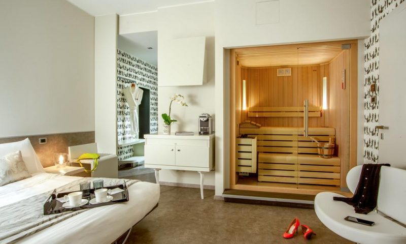 Montenapoleone Suites Milan