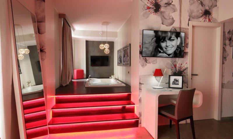 Montenapoleone Suites Milan