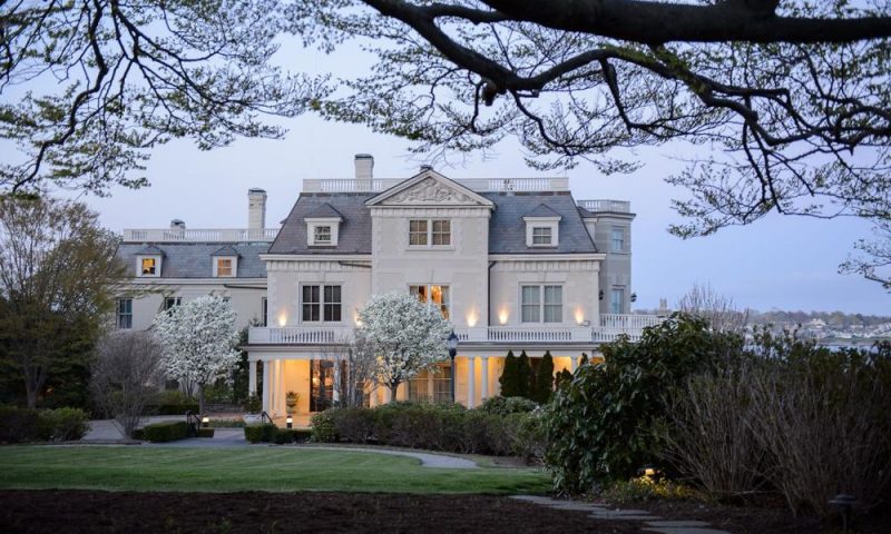 The Chanler at Cliff Walk