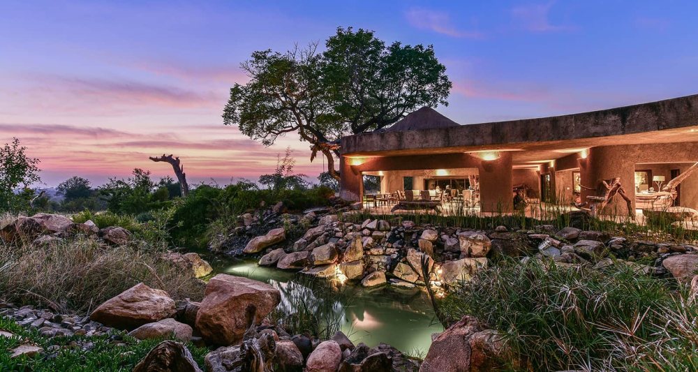 Sabi Sabi Earth Lodge