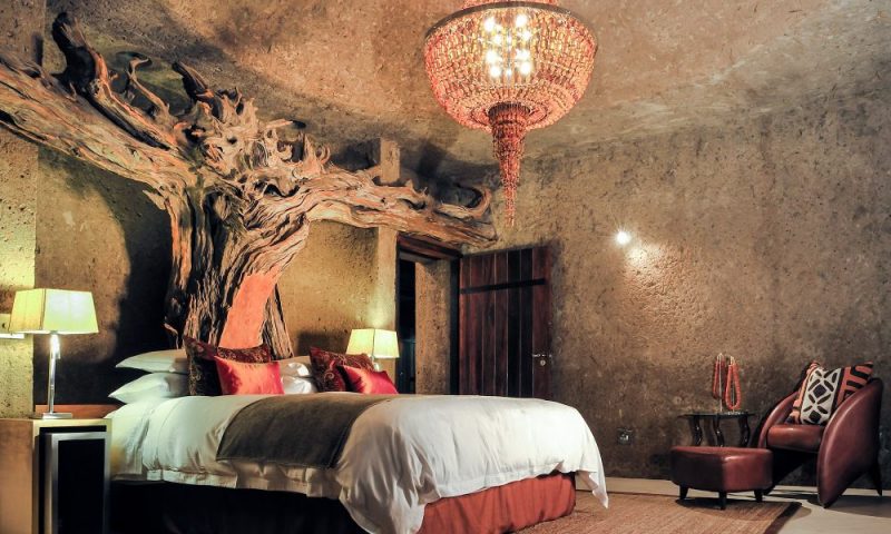 Sabi Sabi Earth Lodge
