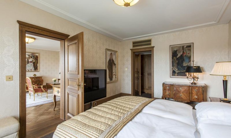 Grand Hotel Les Trois Rois Basel