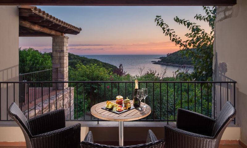 Domotel Agios Nikolaos Suites Resort