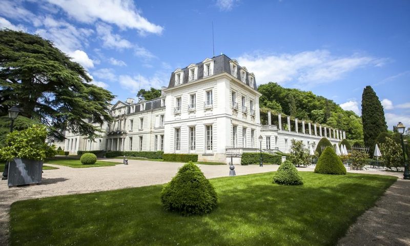 Chateau De Rochecotte Saint Patrice