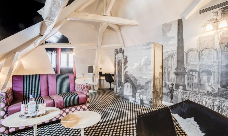Hotel du Petit Moulin Paris