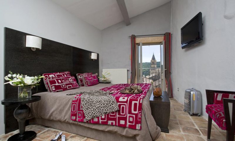 Hostellerie Le Castellas Collias