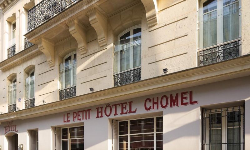 Hotel Le Petit Chomel Paris