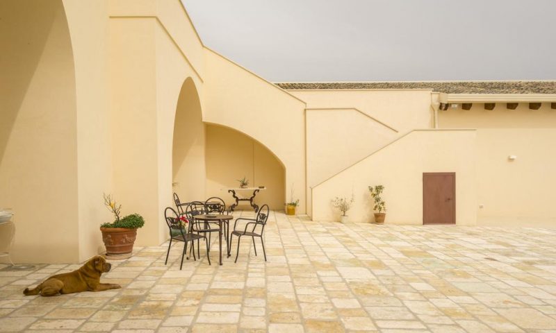 Masseria Fontana di Vite Matera