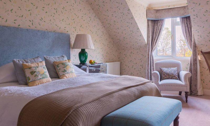 Airds Hotel & Restaurant