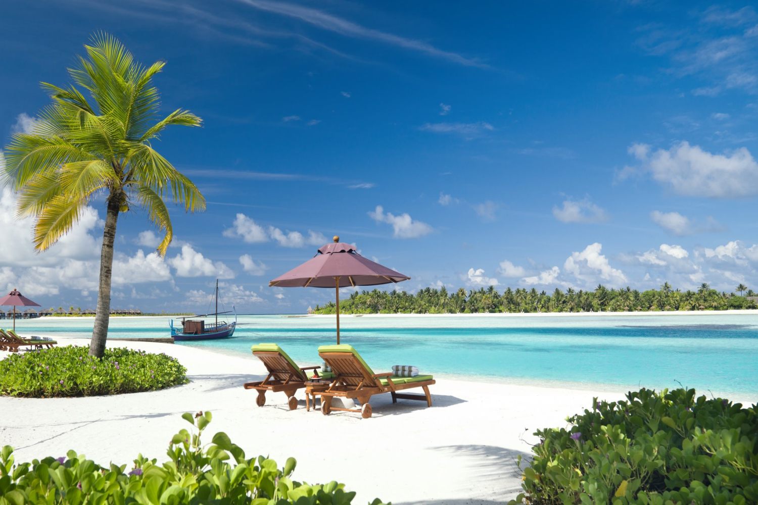 Naladhu Private Island - Maldives