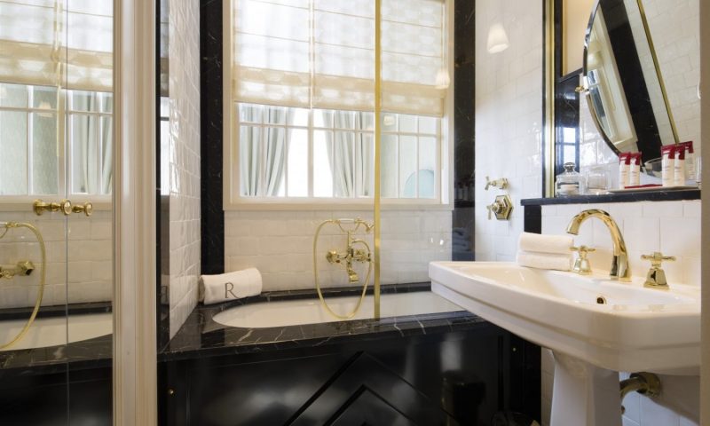 Relais Christine Paris - France