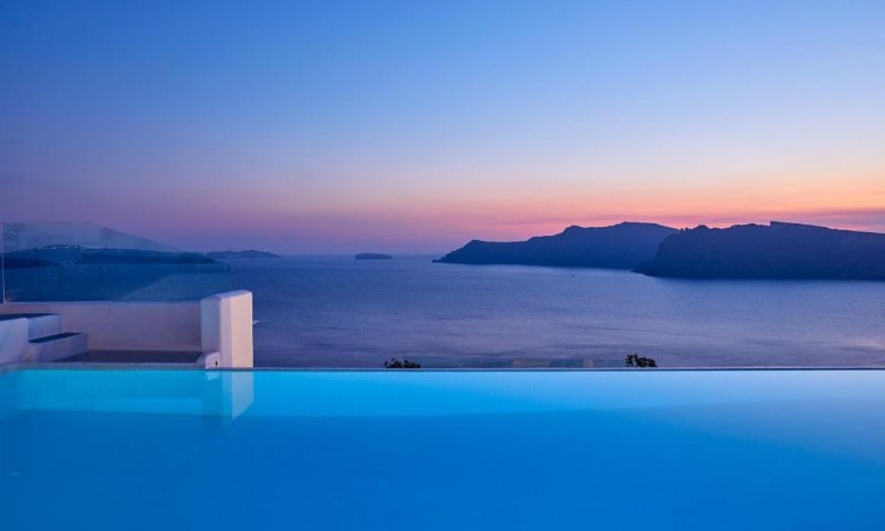 La Perla Villas & Suites Santorini, Cycladic Islands - Greece