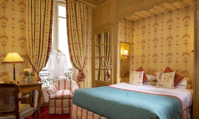 Hotel Chambiges Elysées Paris - France