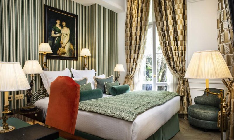 Relais Christine Paris - France