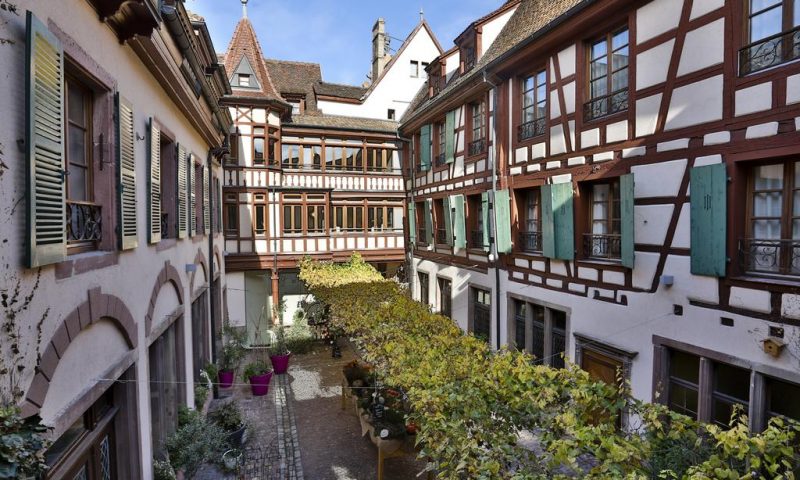 La Maison Des Têtes Colmar, Alsace - France