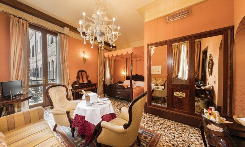 Hotel Al Ponte Dei Sospiri Venice - Italy