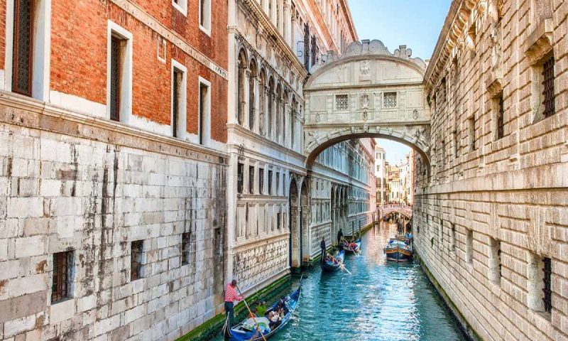 Hotel Al Ponte Dei Sospiri Venice - Italy