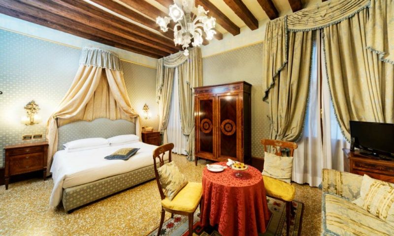 Hotel Al Ponte Dei Sospiri Venice - Italy