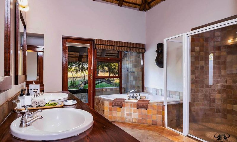 Inyati Game Lodge Sabi Sand, Limpopo - South Africa