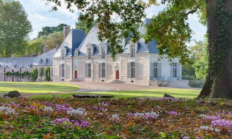 Chateau des Grotteaux, Loire Valley - France