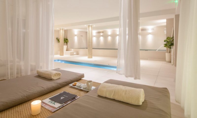 Bdesign & Spa Paradou, Provence - France