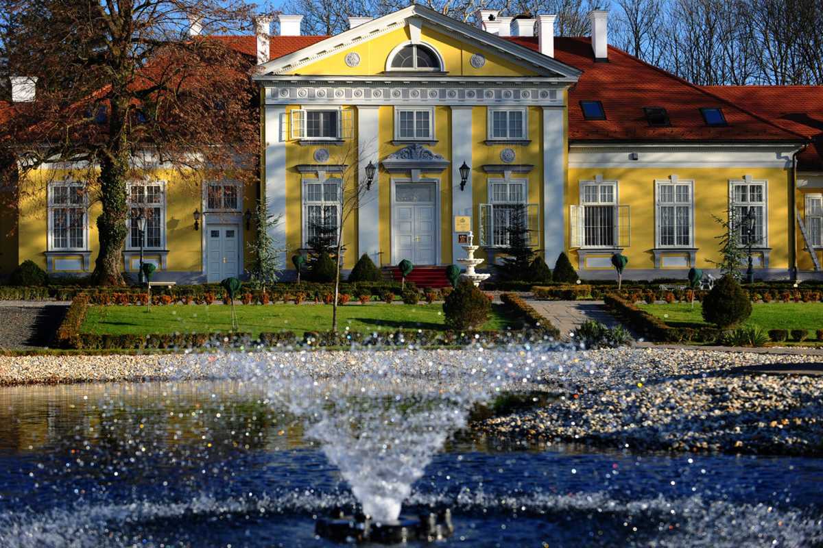 Hertelendy Kastély Kutas - Hungary