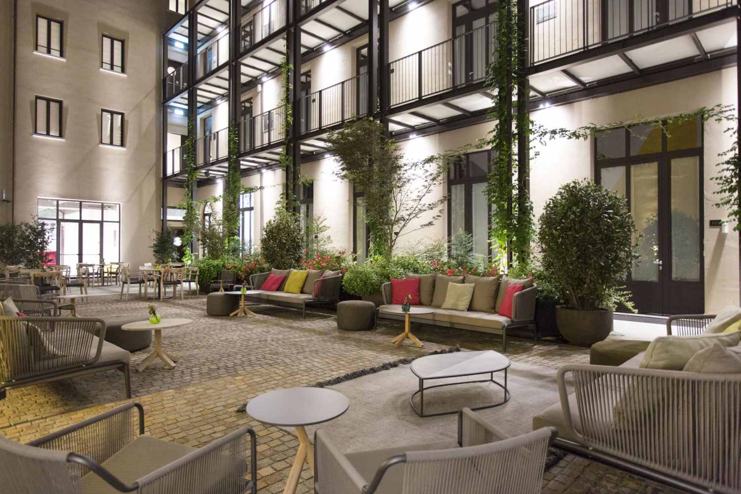 Savona 18 Suites Milan, Lombardy - Italy