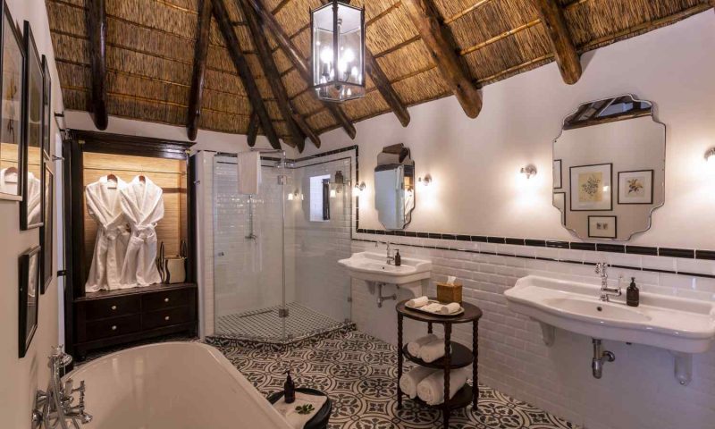Kichaka Luxury Game Lodge, Eastern Cape - South Africa