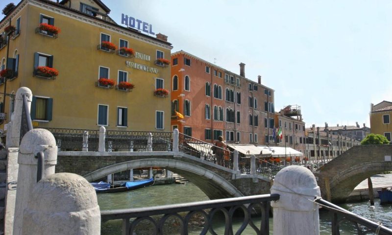Hotel Arlecchino Venice - Italy
