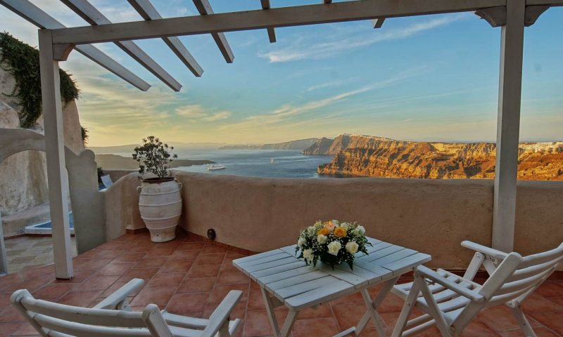 Suites of the Gods Santorini, Cycladic Islands - Greece