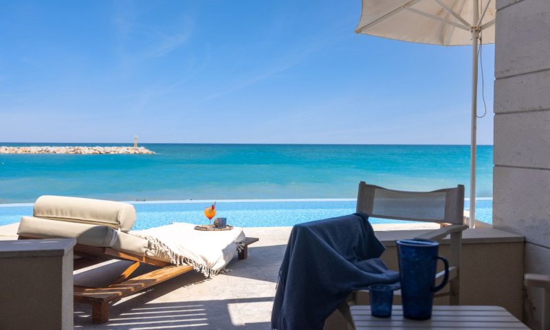 Giannoulis - Grand Bay Beach Resort Chania, Crete - Greece