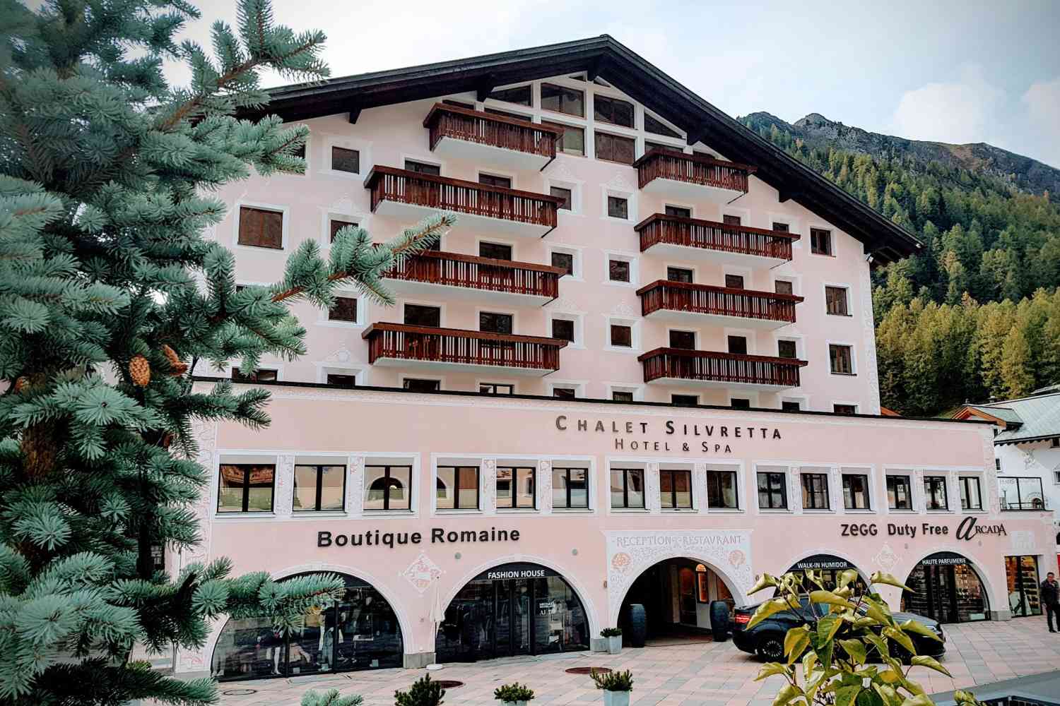 Chalet Silvretta Hotel & Spa Samnaun, Grisons - Switzerland
