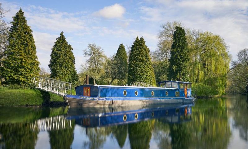 Monkey Island Estate Bray, Berkshire - England