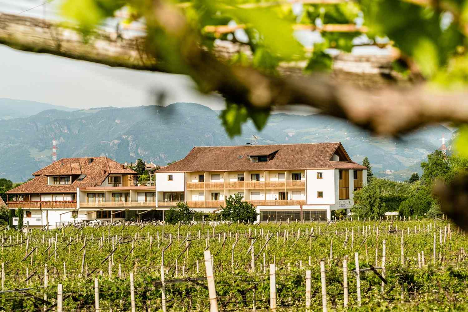 Hotel Girlanerhof Bolzano, South Tyrol - Italy