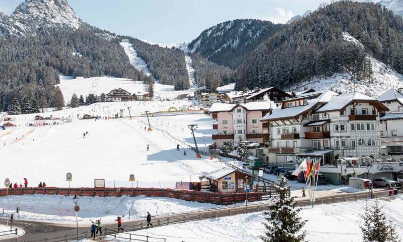 Hotel Acadia - Adults Mountain Home Selva Di Val Gardena, South Tyrol - Italy