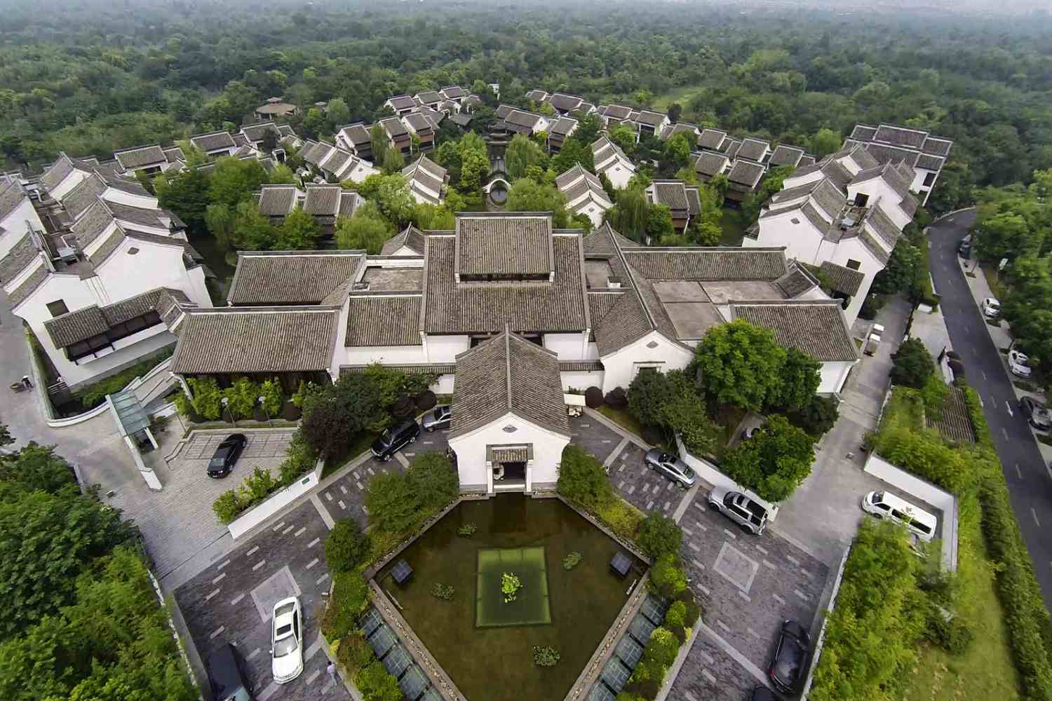 Banyan Tree Hangzhou - China