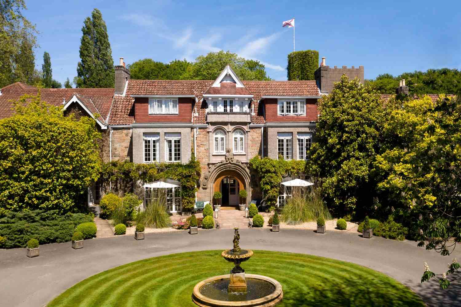 Longueville Manor Jersey - Engalnd
